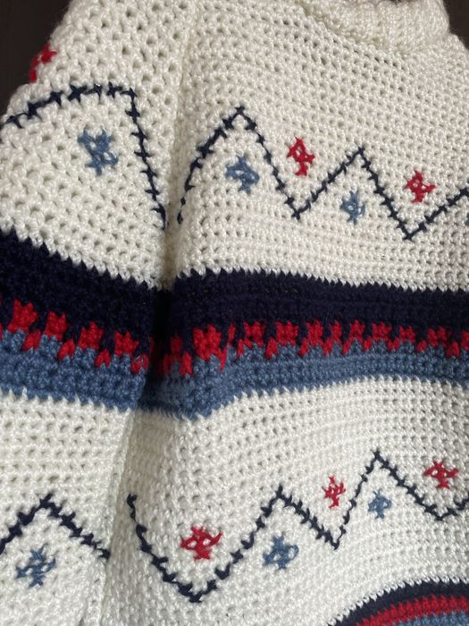 Зимен пуловер,ръчна изработка!
