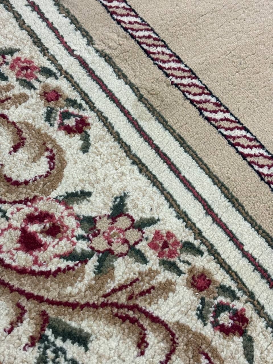 Продам ковры в отличном состоянии