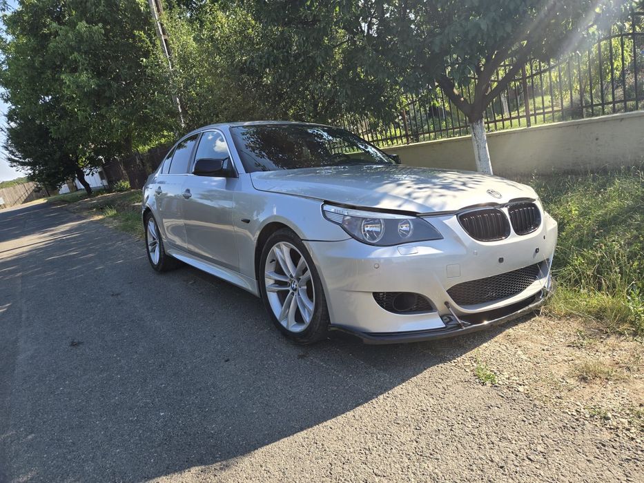 BMW 525d / E60 / M Packet / sau schimb cu autoplatforma
