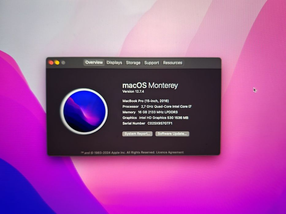 MacBook pro 2016 15" i7 16gb  512ssd