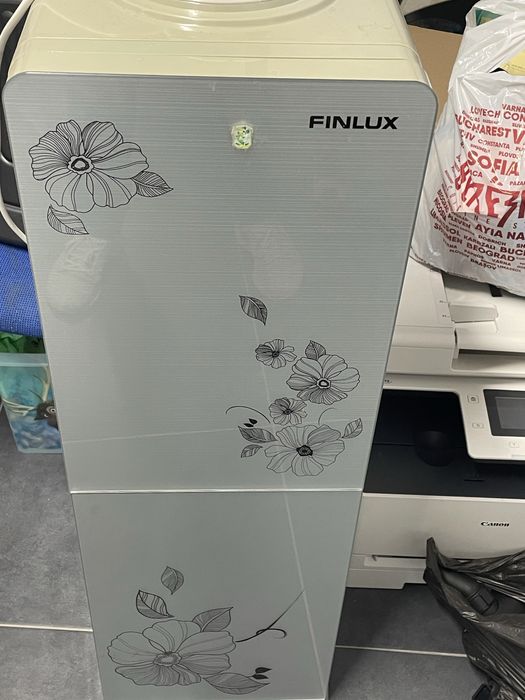 Диспенсър за вода