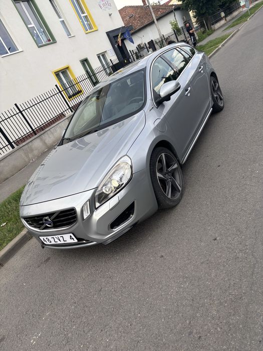 Volvo V60 Plug-in-Hybrid D6 2013 Euro 5 Full