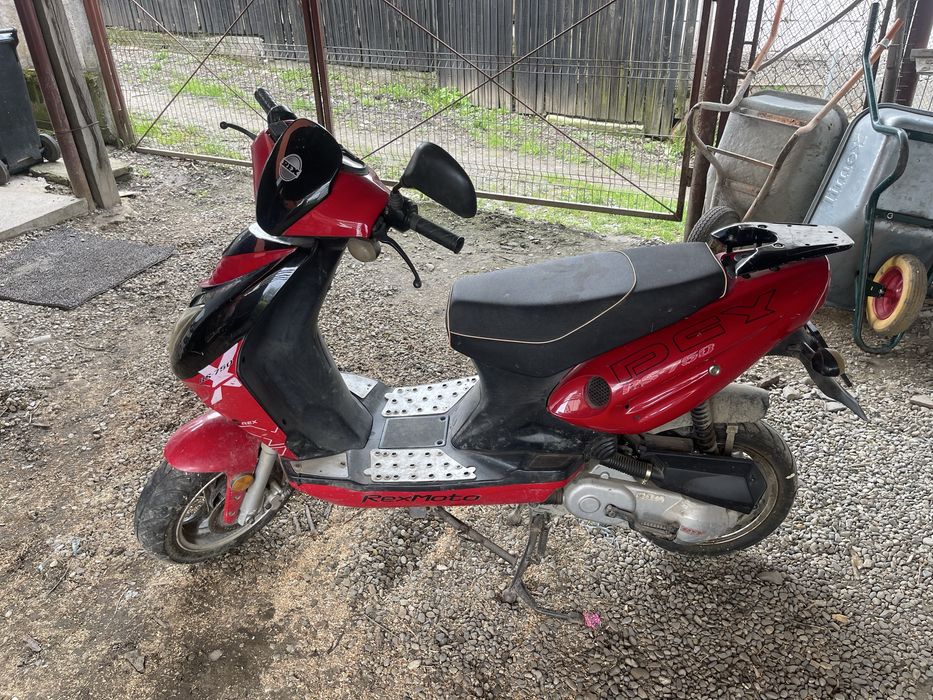 Scuter 49 cc 4 timpi