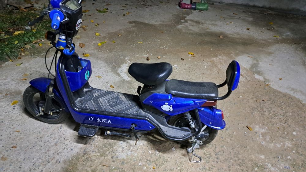 Электроскутер...