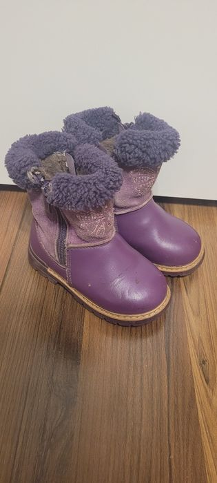 Продам детские зимние сапоги 23р