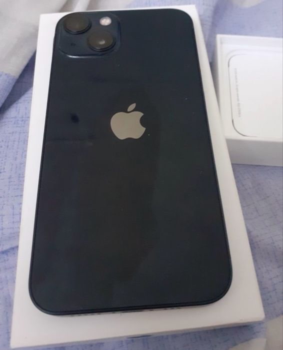 Продается айфон 13 128 гб