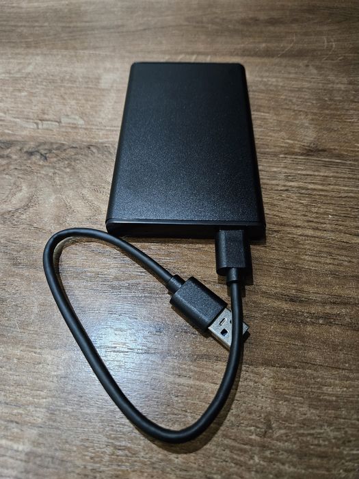 Внешний жесткий диск на 500 GB