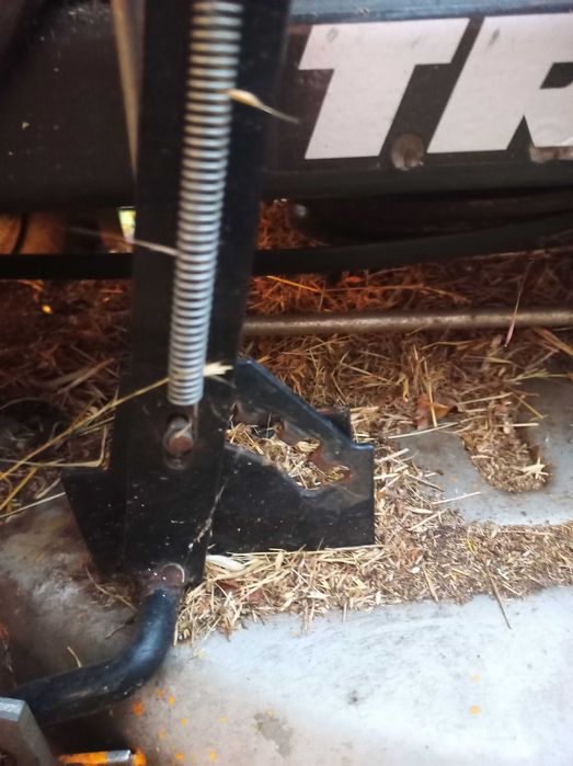 Тракторна косачка за трева