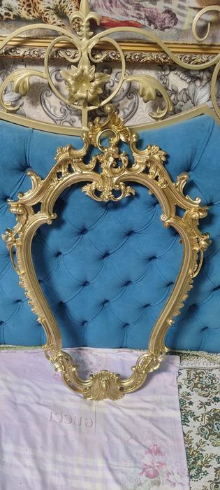 Зеркала и рамки совпласитал