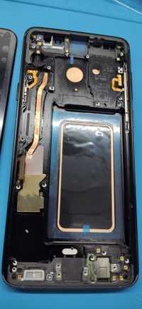 Оргинален  LCD Дисплей за Samsung Galaxy S9(6960f) с рамка -черен