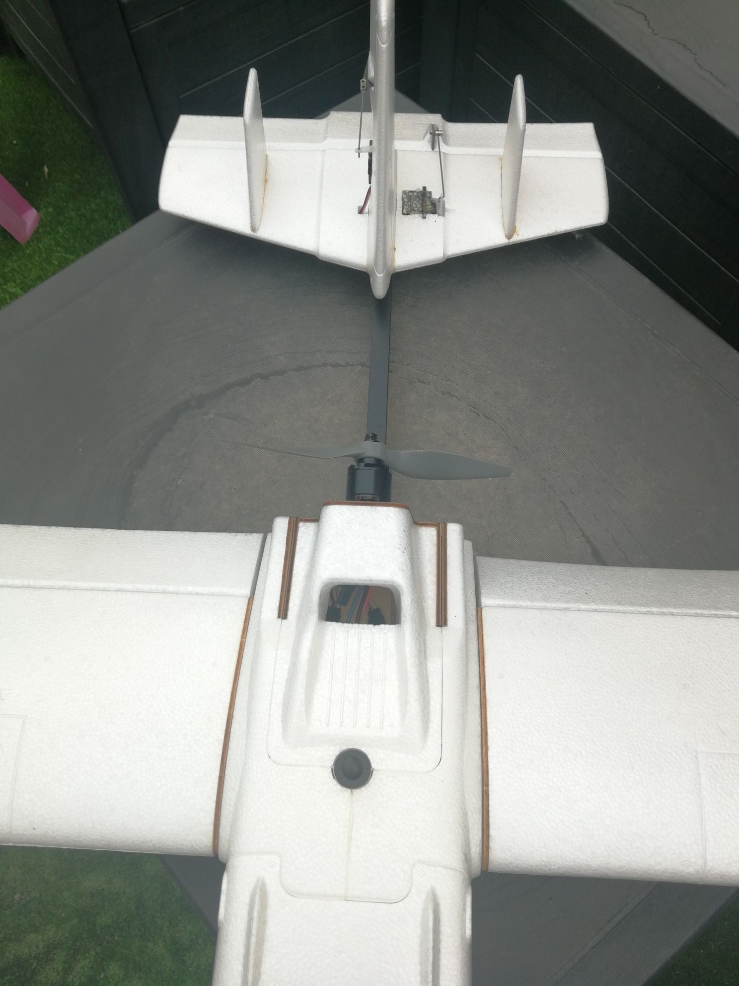 Самолет FPV Eachine Airloader