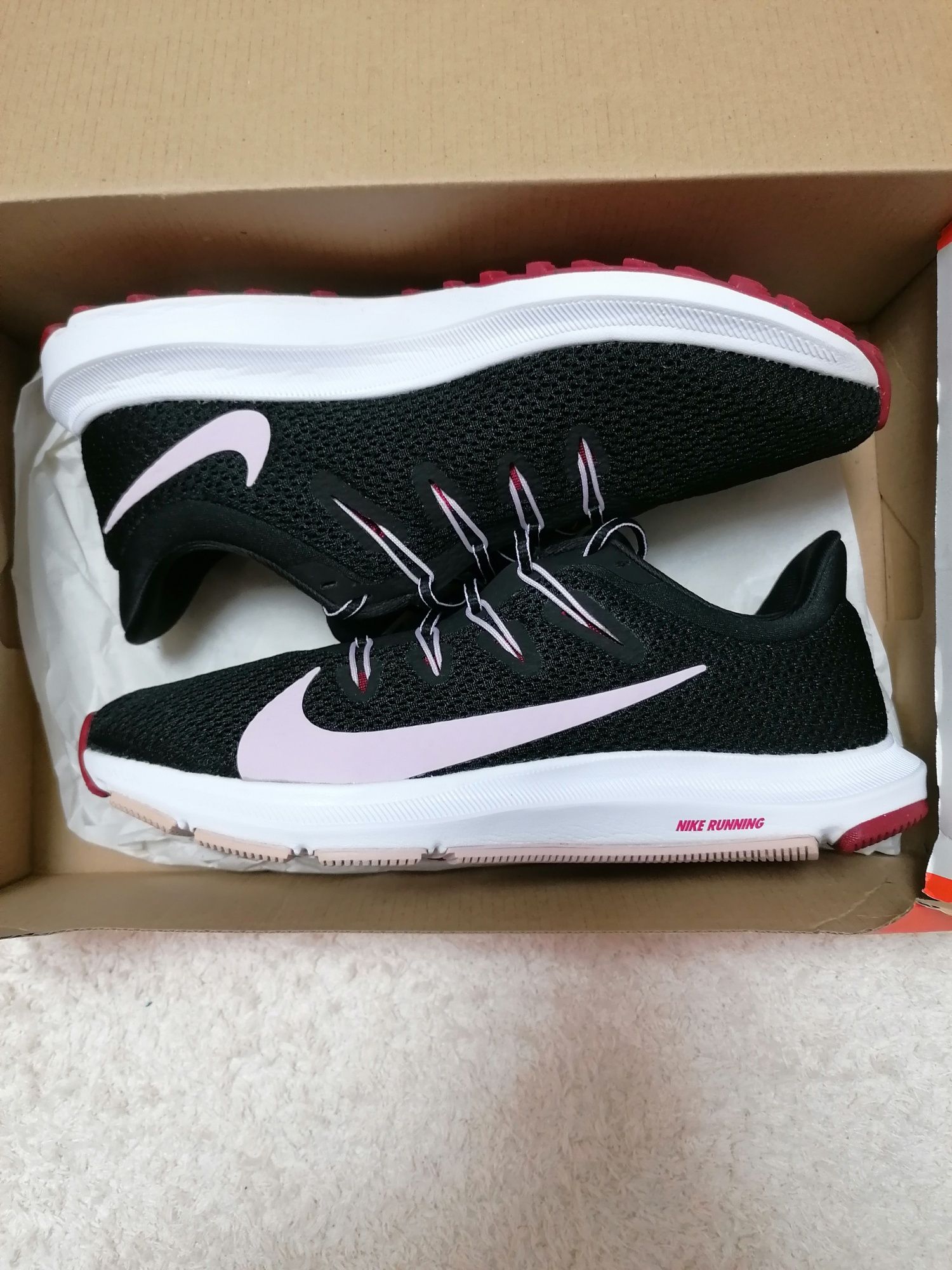 Nike Quest 2 (dama)