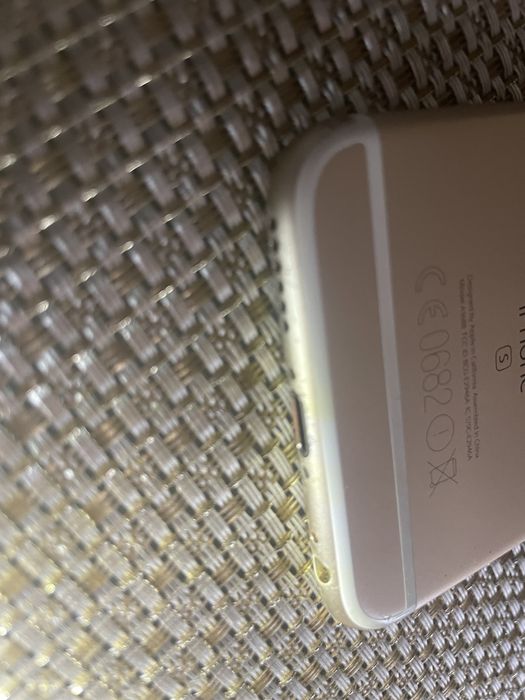 Телефон IPHONE 6s