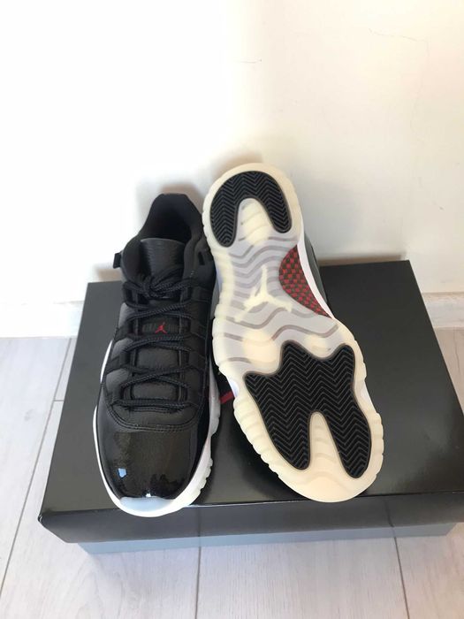Jordan 11 Retro Low “72-10” - size 44 - 1200RON