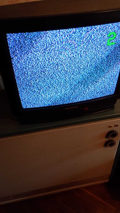 Телевизор Hitachi -