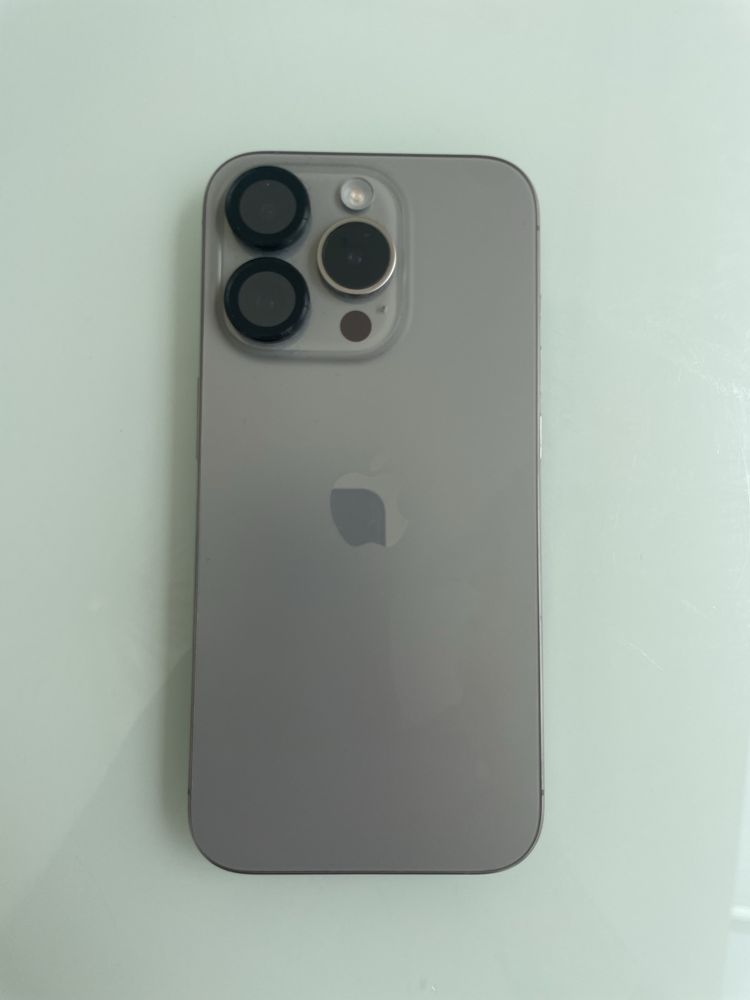 iPhone 15 Pro – 128 GB – IMPECABIL – Stare perfectă – 2.800 lei
