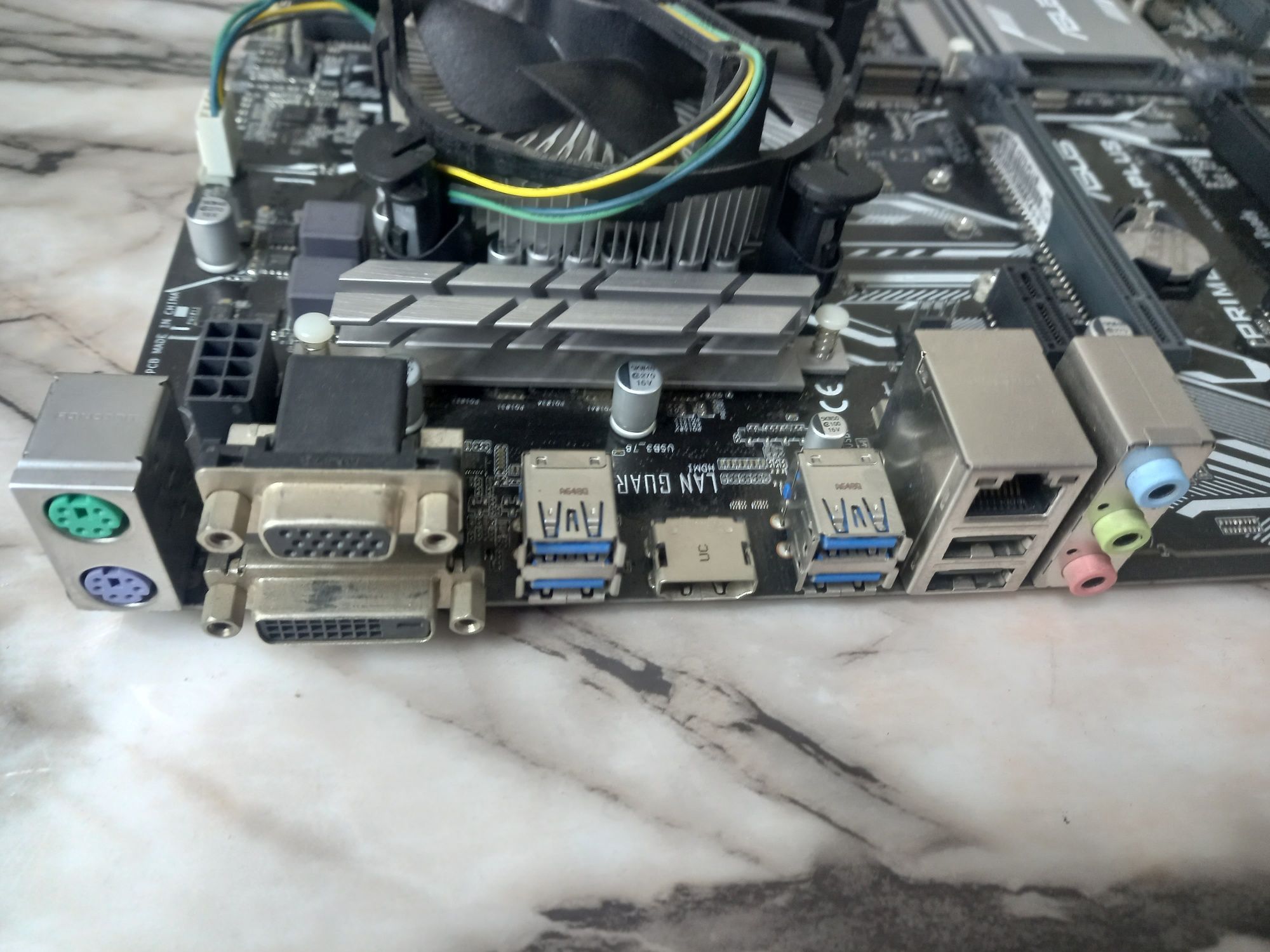 Дънна платка Asus H270-PLUS+ Intel® Core i5-7500+16gb ddr4