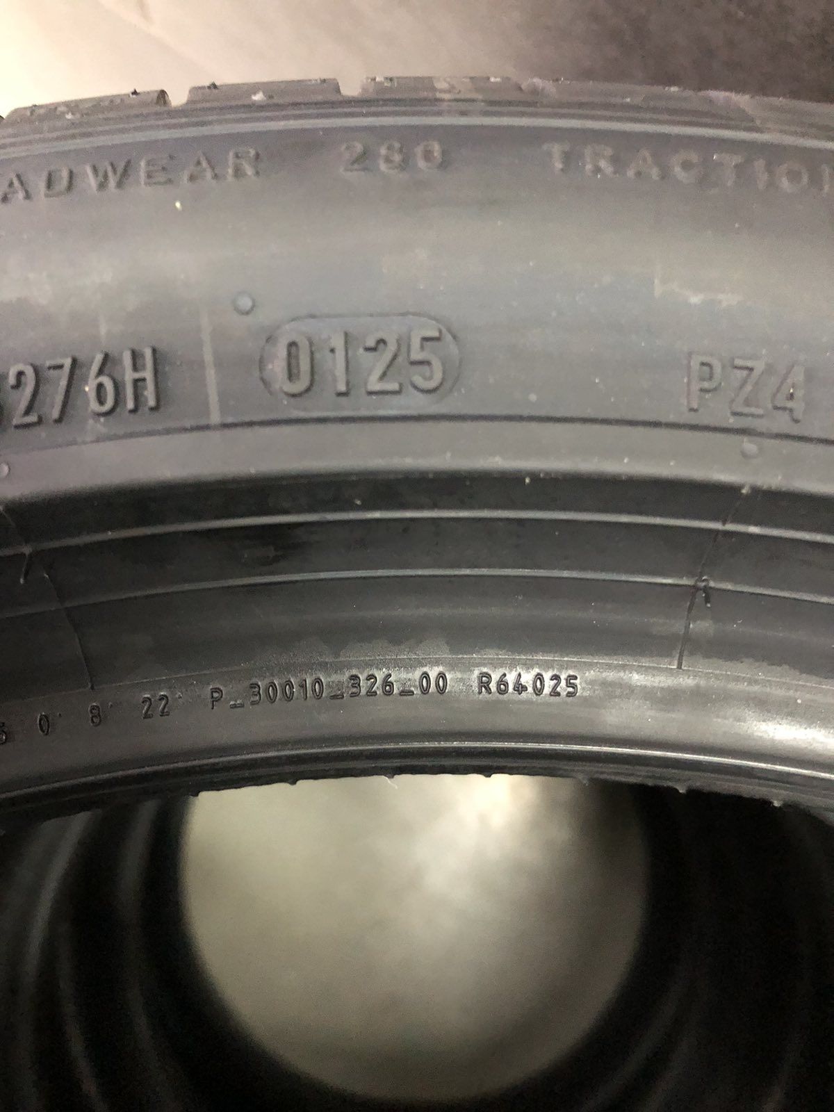 Гуми Pireli PZ4 245 40 19