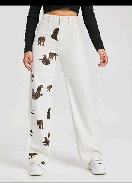 Blugi cu talie înaltă albi cu print