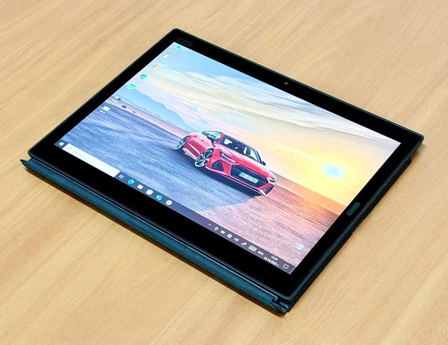 CORE i7-8650U/16GB/256GB SSD/LTE/Lenovo X1 Tab G3 2 in 1 Touch 3K Res