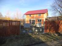Casă Vilă cu gradină - Topoloveni