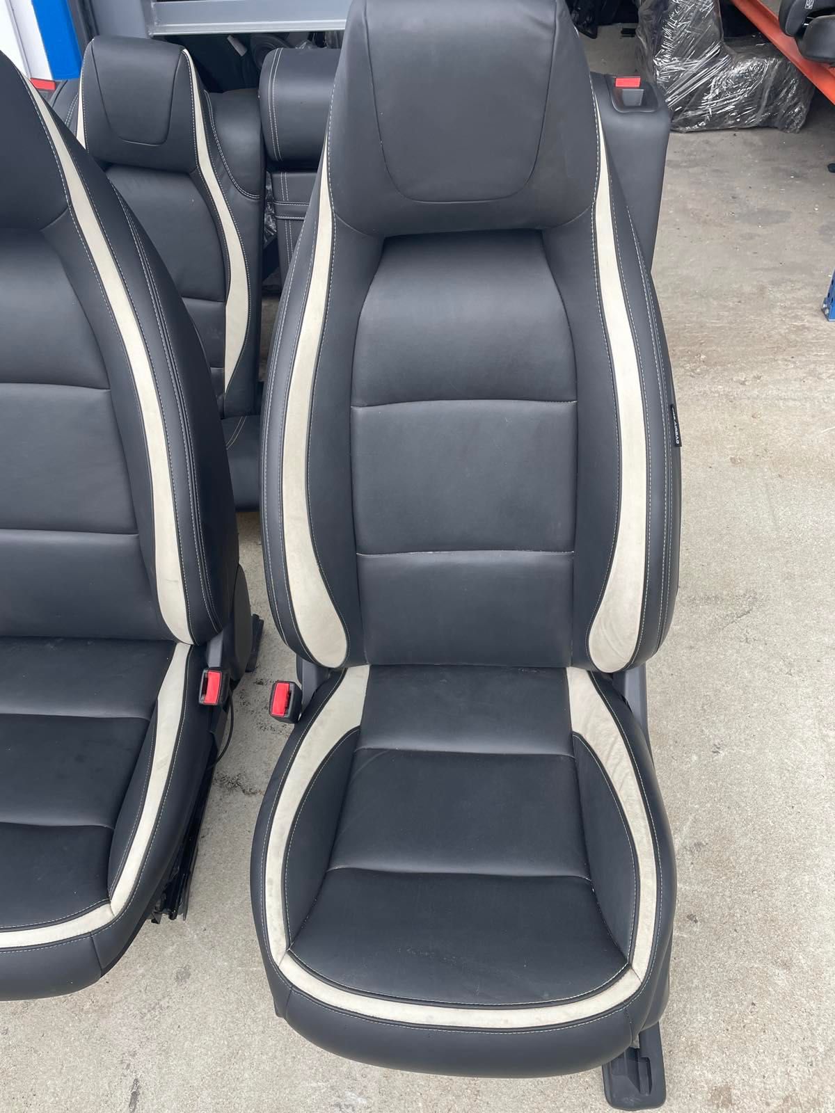 Седалки салон от Infiniti Q30S 2.0T 211ph., engine 270920, Sport