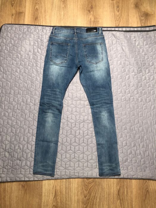 Blugi Amiri marimea 28