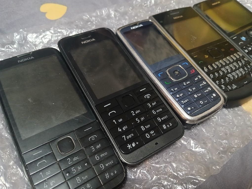 Assalom alekum Telefonlar sotiladi Original Nokia Xar xil model