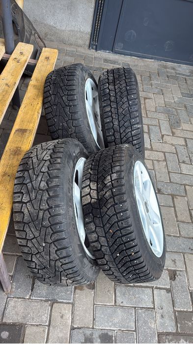 Комплект дисков с резиной