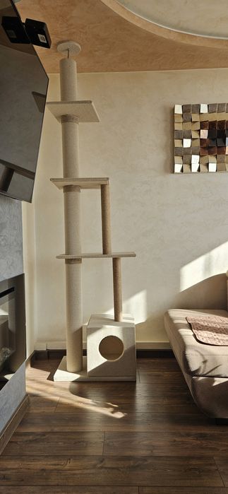 Луксозна котешка катерушка