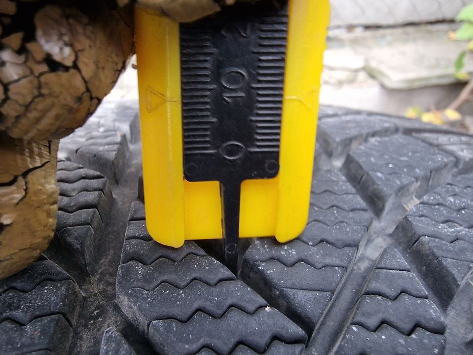 Anvelope 255/50R19 marca Bridgestone, M +S, DOT 2024,8 mm