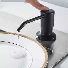 Дозатор для моющих,   встраиваемый в столешницу черный