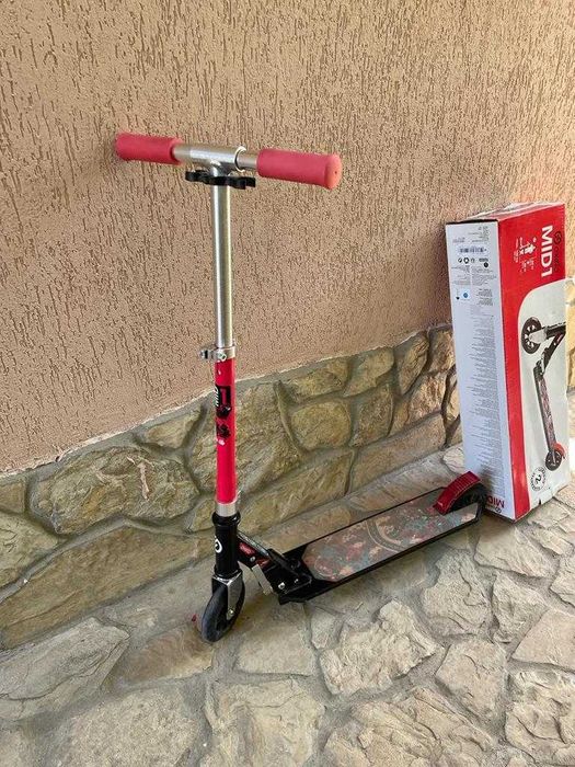 Trotineta OXELO MID 1, ca noua, foarte putin folosita