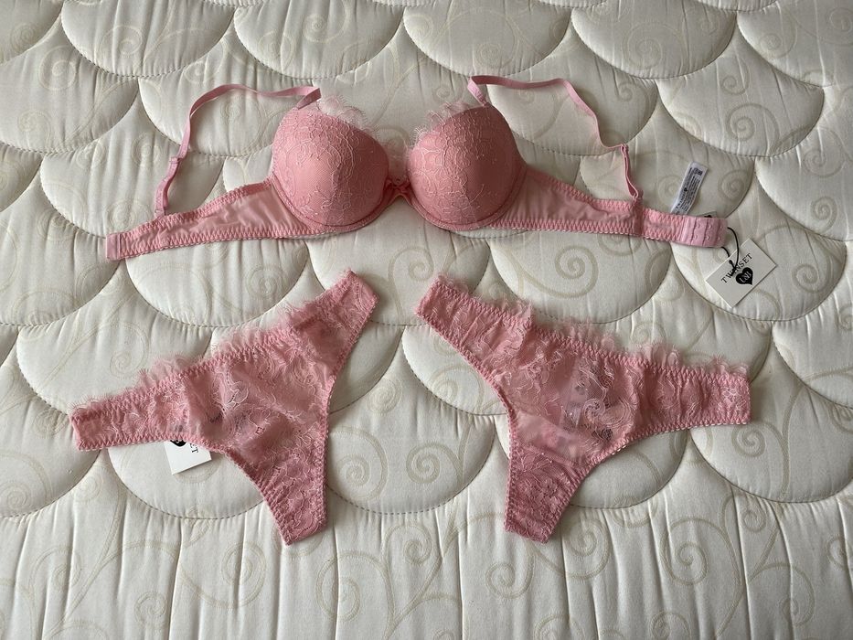 НАМАЛЕНИ! Нови Wonderbra, TWINSET U&B, Calvin Klein. Различни цени