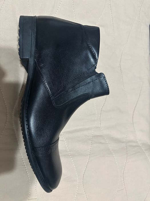 Кожанные полусапожки мужские ETOR