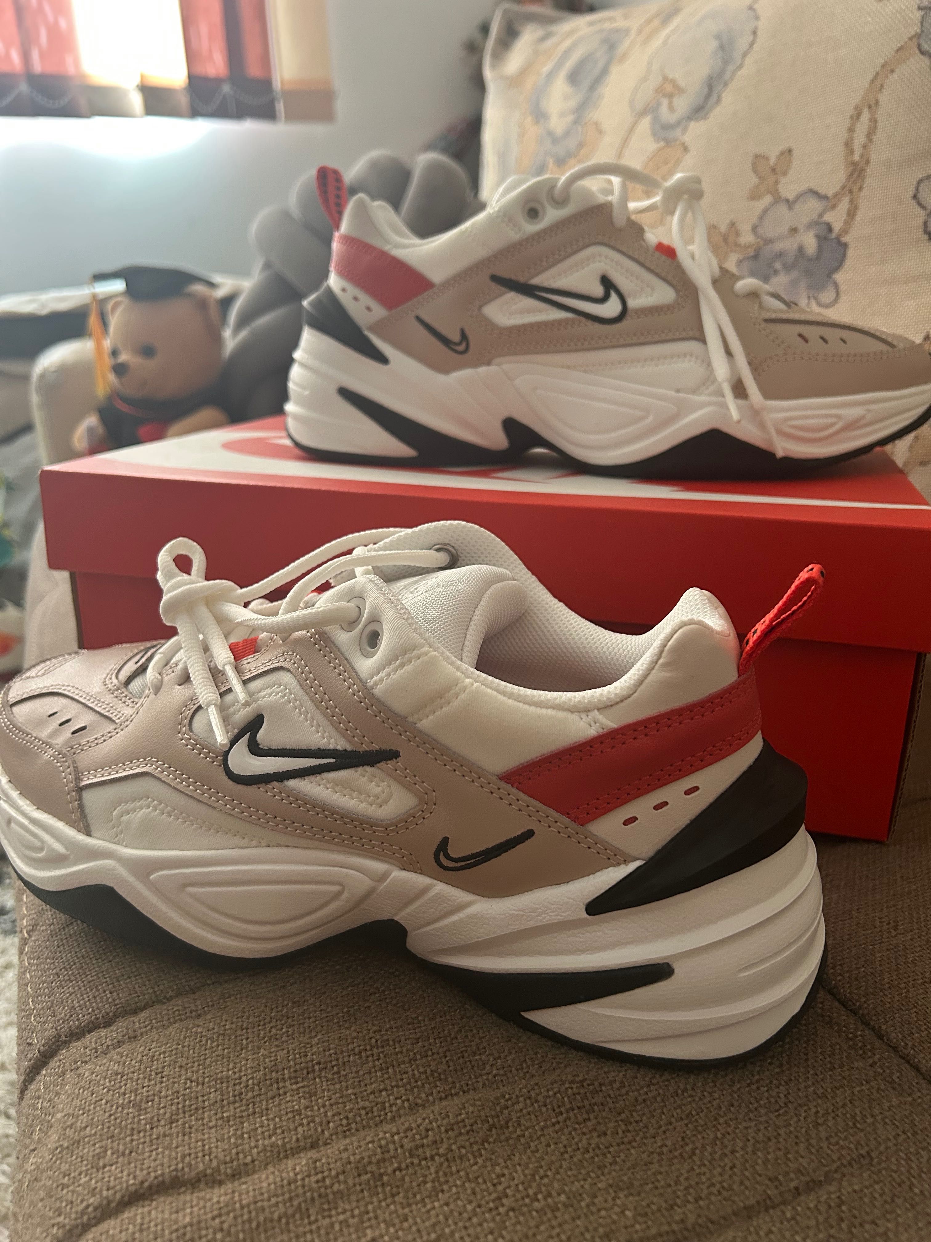 Маратонки Nike M2K Tekno
