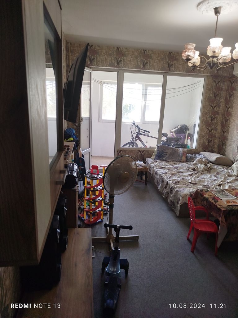 Продава се Двустаен апартамент в Плевен, Сторгозия - 64 кв.м за 1275 €/кв.м - Снимка #22