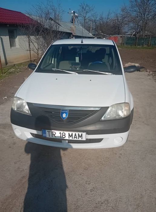 Vând logan 1.4+gpl unic propietar