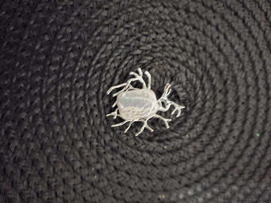 Pandant perla baroca cu lungimea de 3 cm