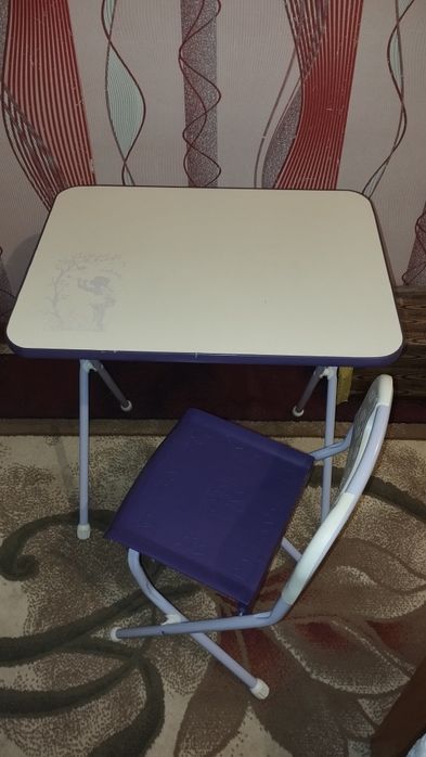 Продается детский стол и стул, б/у