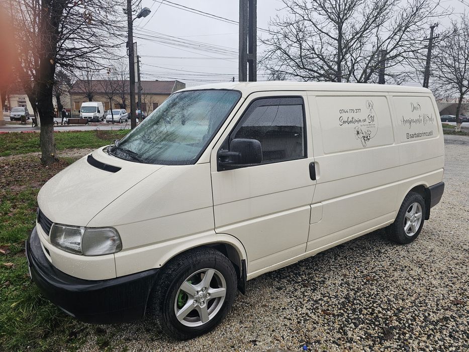 Vand VW T4 in stare impecabilă.