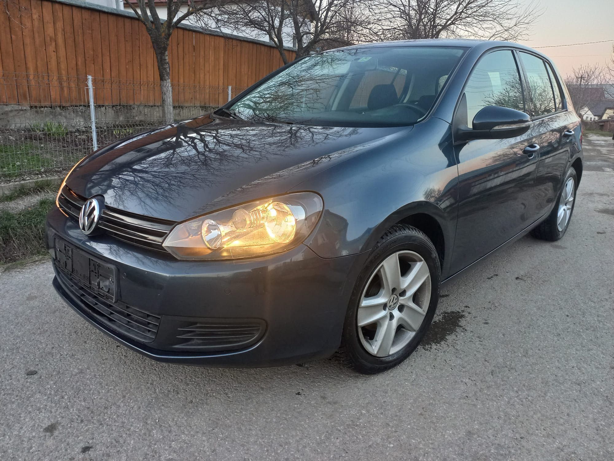 Volkswagen Golf 6 HatchBack 1.6MPI