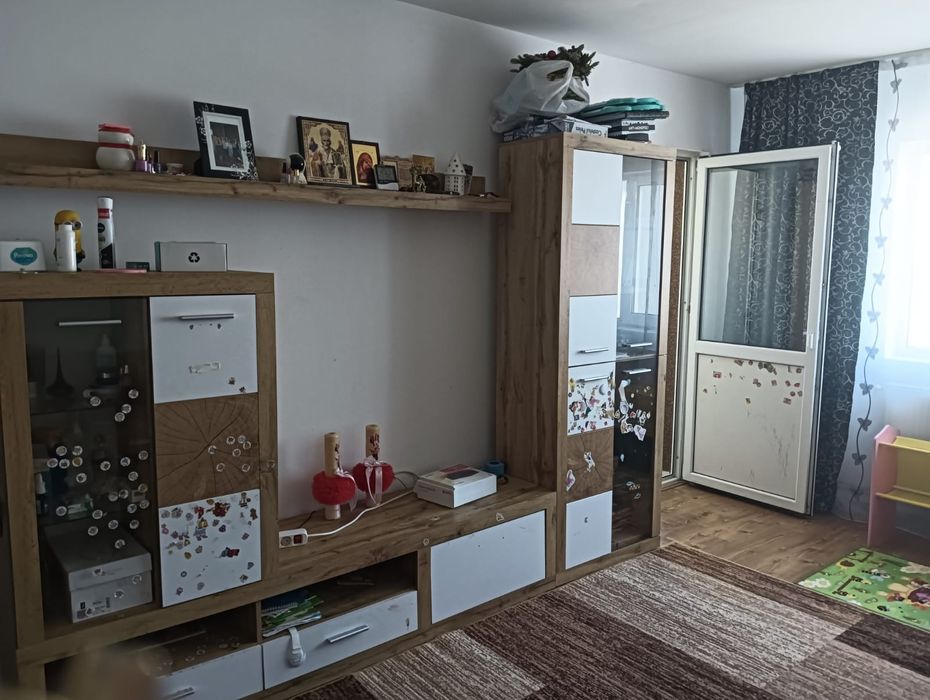De vânzare – Apartament 3 camere, renovat complet, modern și luminos