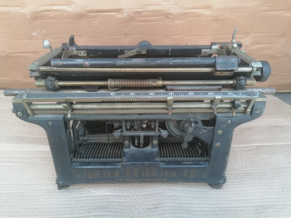 Mașină de scris Underwood