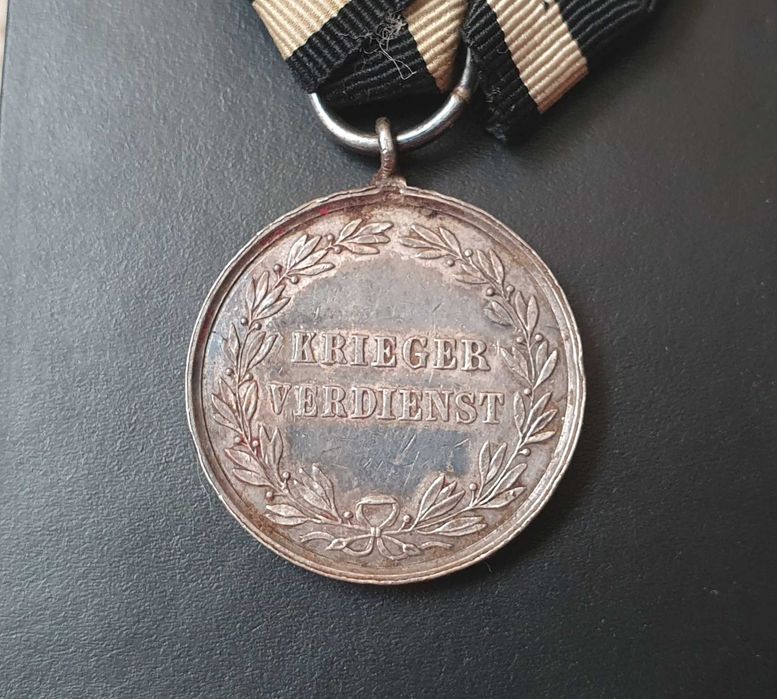 KRIEGER VERDIENST Медал за храброст Прусия , 1873 година версия