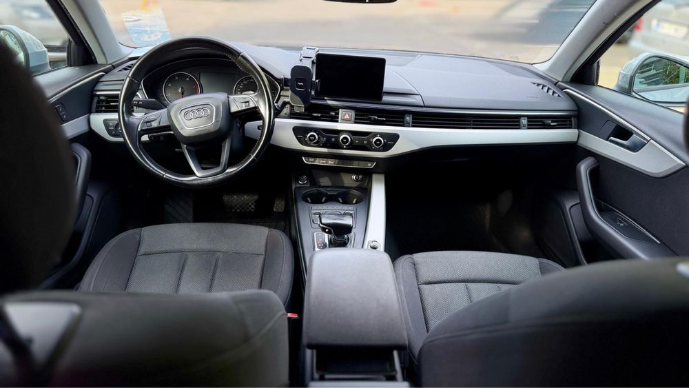 Vand Audi A4 Model B9 OCAZIE!!!