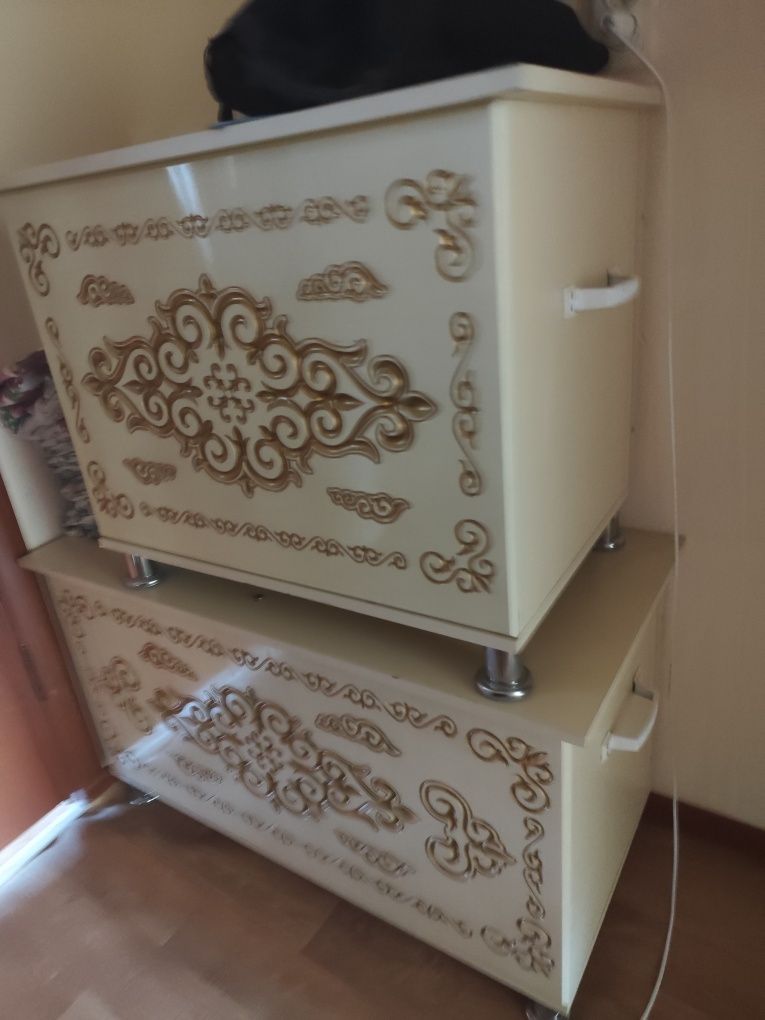 Сандык продам 2 шт по одной цене