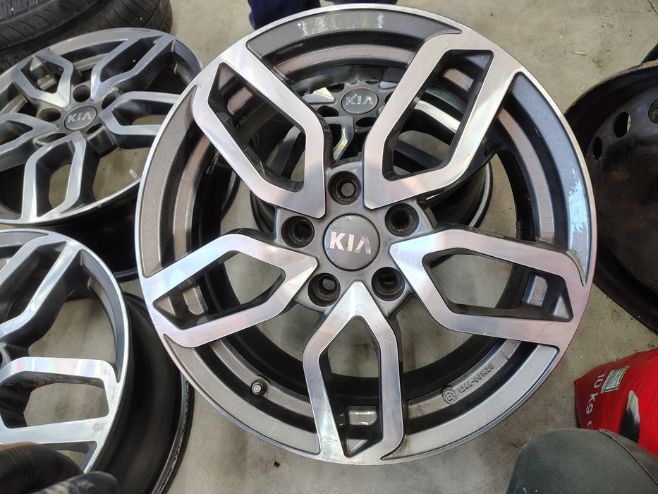 4бр.АЛУМИНИЕВИ ДЖАНТИ 17ки за KIA 5x114,3 7J ET53