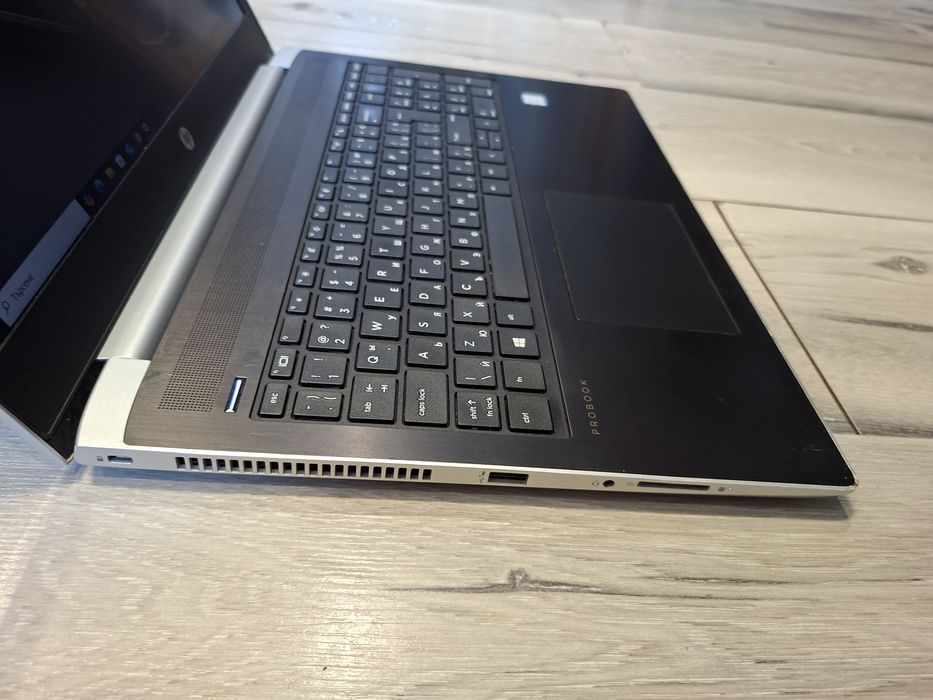 Hp ProBook 450 G5-i5 7200u/8гб/256гб .м2+500гб