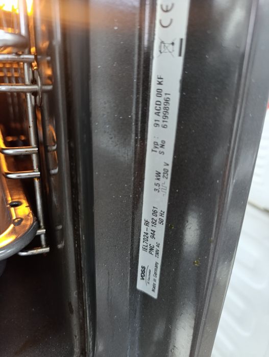 Фурна за вграждане Electrolux Voss